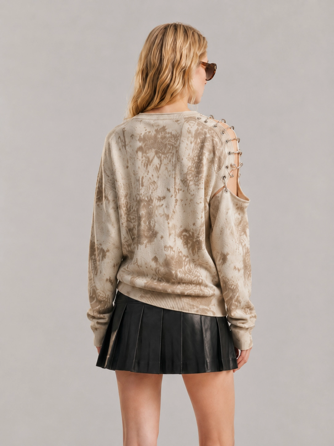 oversized knitted pullover shirt back view